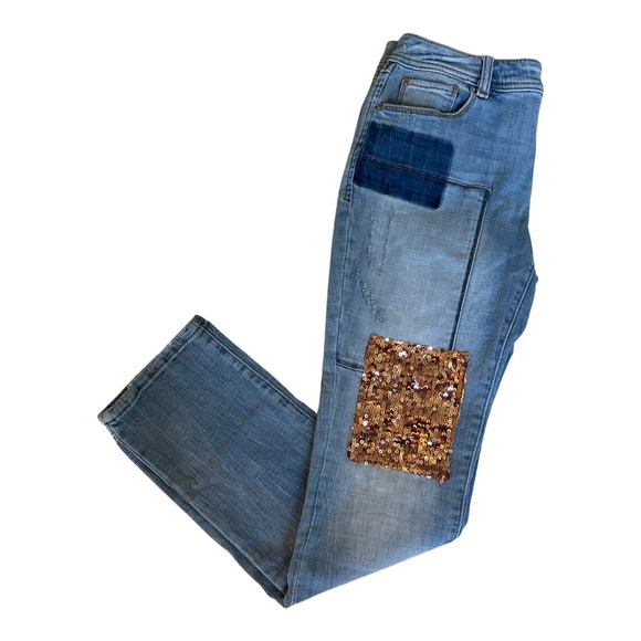 Host PICK INC Sequins Patch Distressed Boyfriend Regular Fit Jeans SOLD OUT - Picture 4 of 15